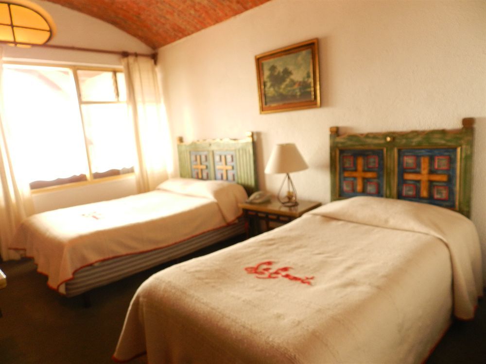 Hotel Posada La Ermita Сан Мигел де Аленде Екстериор снимка