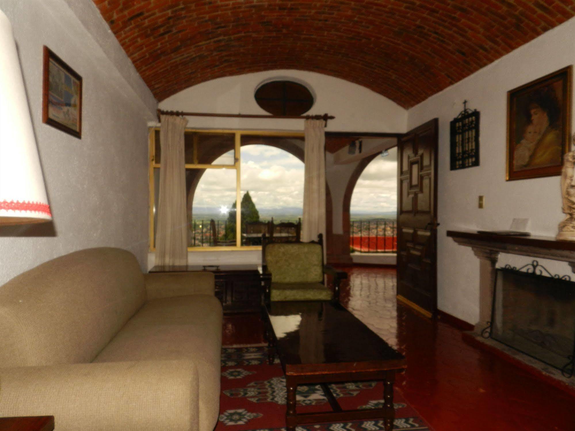 Hotel Posada La Ermita Сан Мигел де Аленде Екстериор снимка