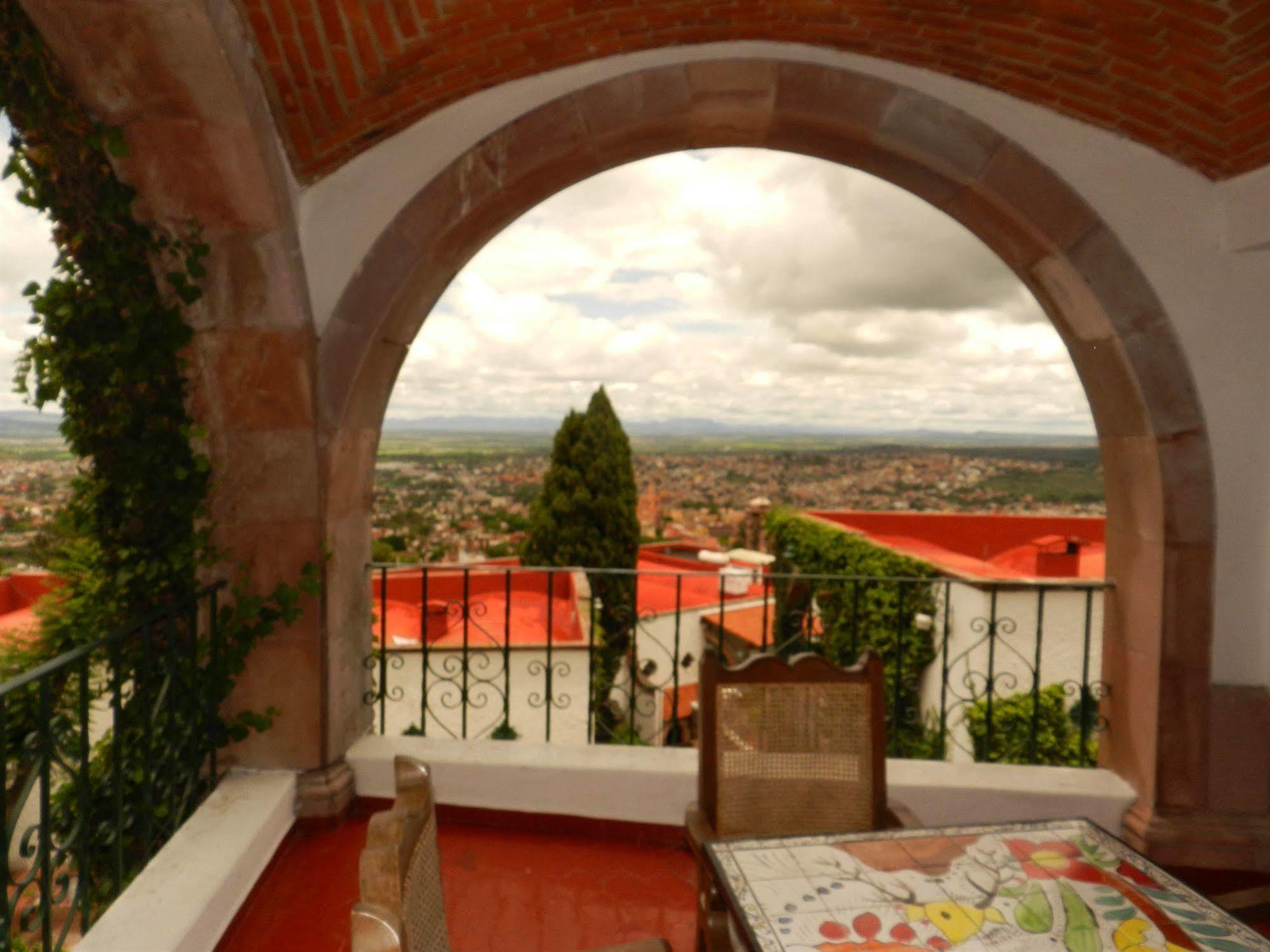 Hotel Posada La Ermita Сан Мигел де Аленде Екстериор снимка